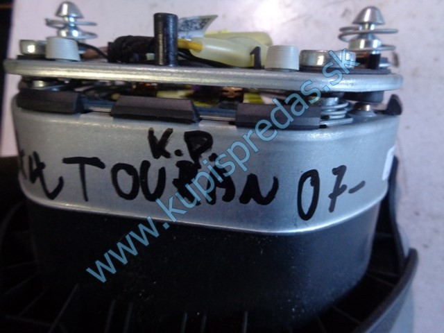 volantový airbag na vw volkswagen touran, 5N0880201C